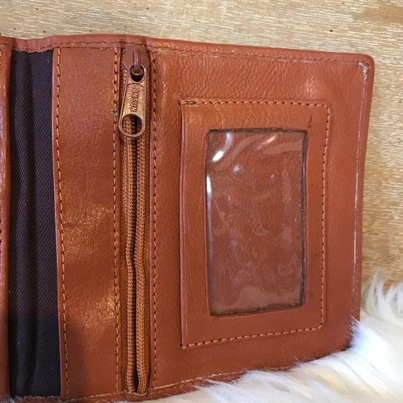 💙 5/$20 Vintage Tusk Small Crossbody Bag/Wallet - Picture 14 of 15